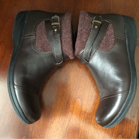 Clark Ankle Boots - Picture 4 of 5